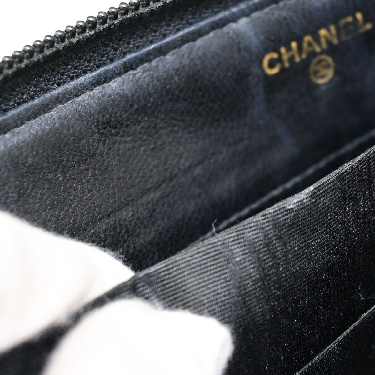 CHANEL CC Long Zip Around  Wallet Purse Caviar Skin Leather Black GHW 04FA616