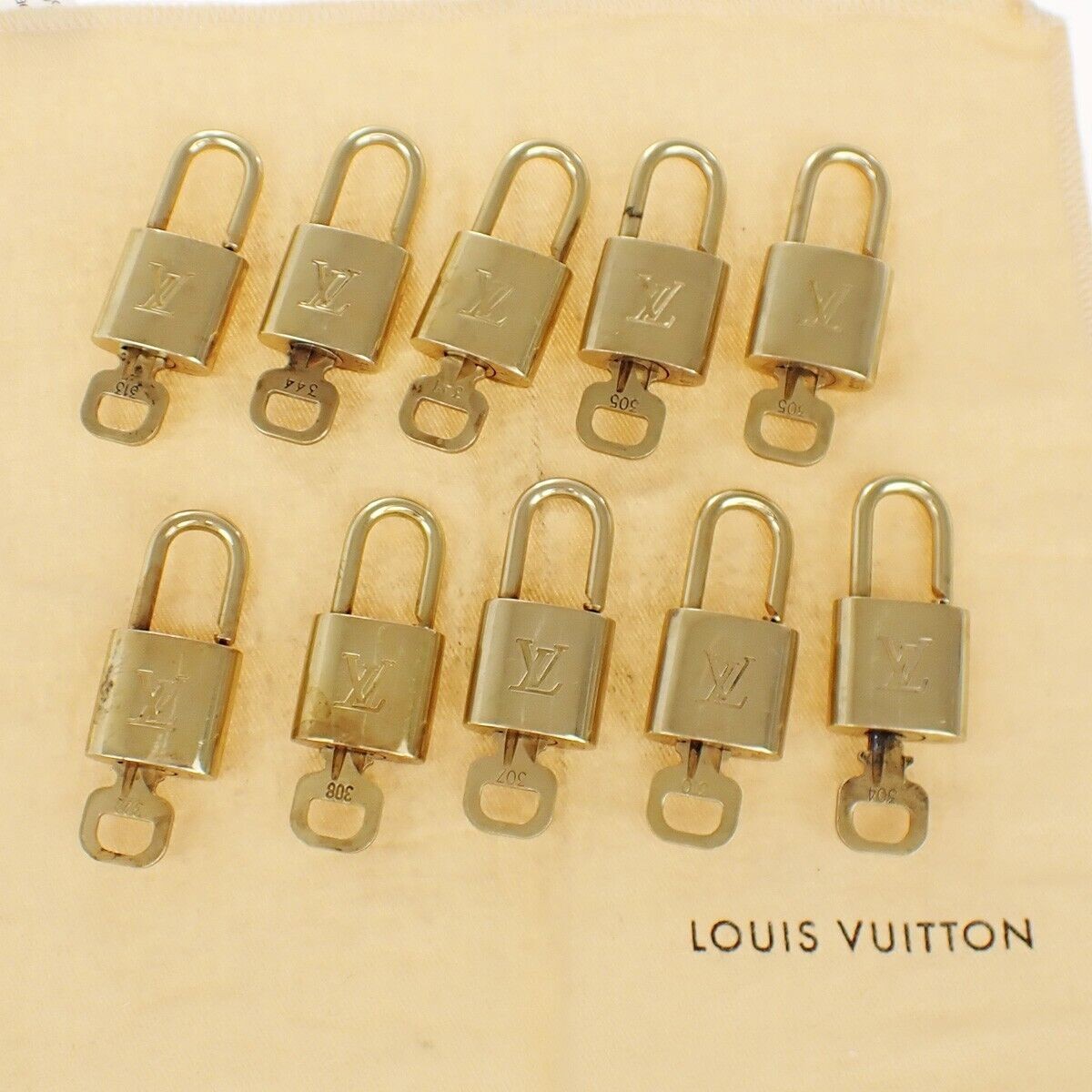 LOUIS VUITTON LV 10 SET PADLOCK KEY BAG CHARM CADENA GOLD PLATED FRANCE 39EB423