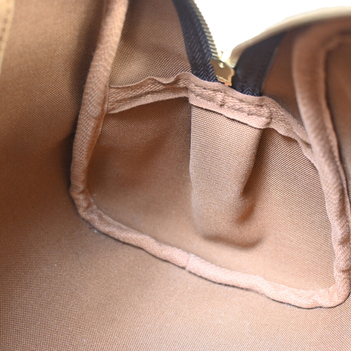 LOUIS VUITTON Montorgueil PM Shoulder Bag Monogram Leather Brown M95565 18YE385