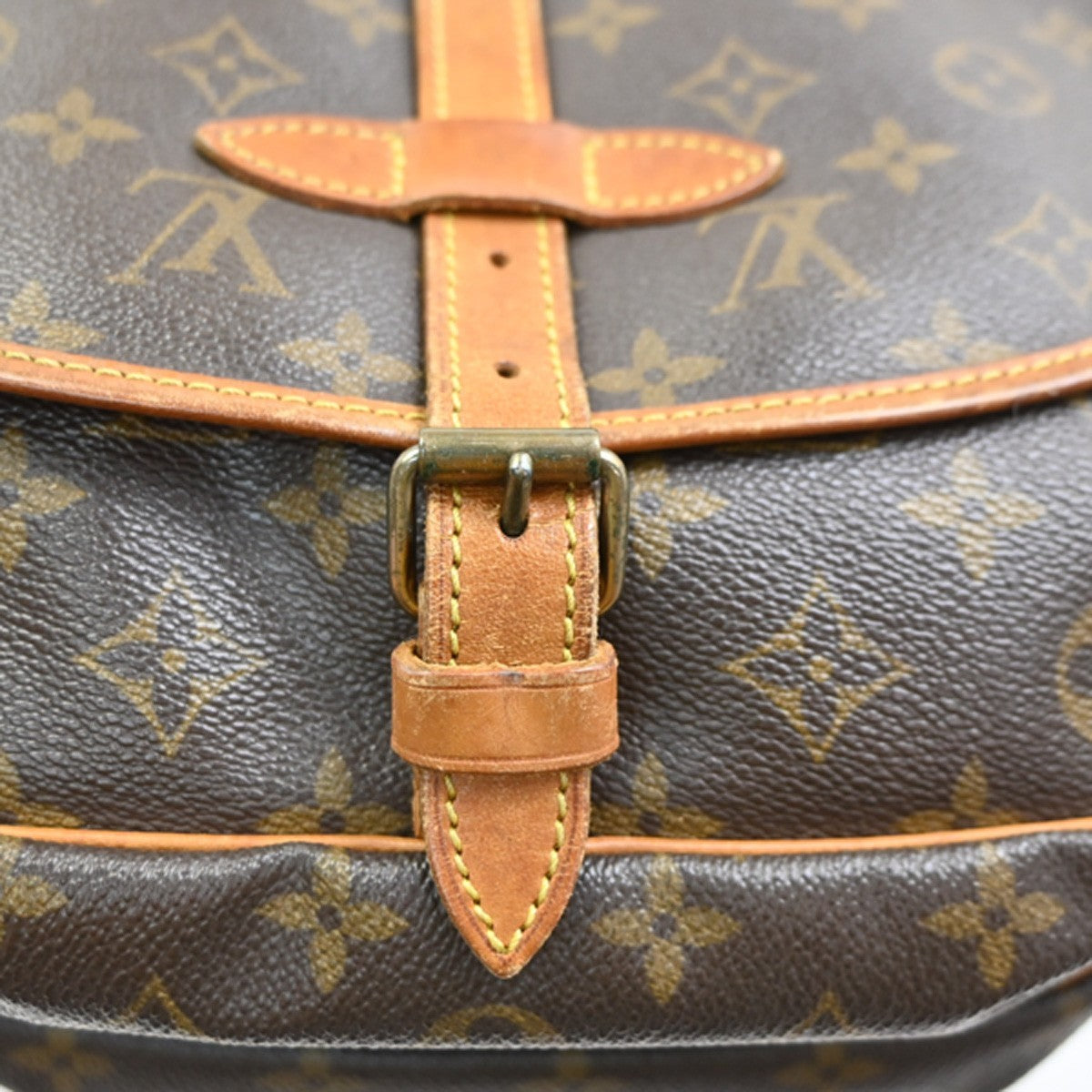 LOUIS VUITTON Logo Saumur 30 Shoulder Bag Monogram Leather Brown M42256 34SA059