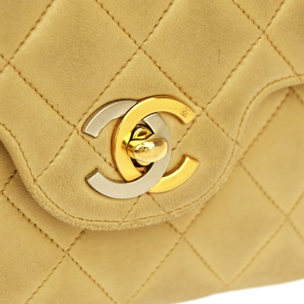 CHANEL CC Double Flap Paris Matelasse 23 Chain Shoulder Bag Leather BE 361RH385