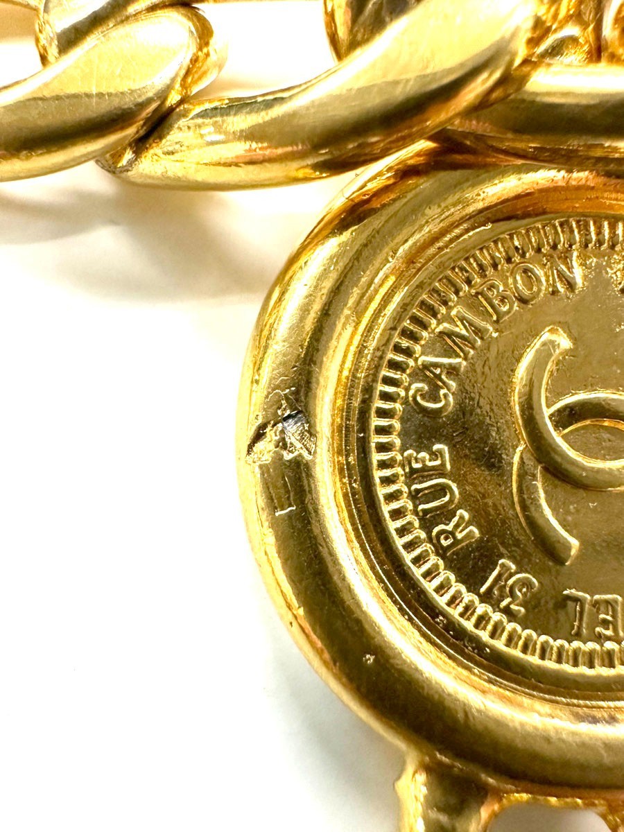 CHANEL CC Logo 31 Rue Cambon Coin Metallion Chain Belt Gold Vintage 95RL989