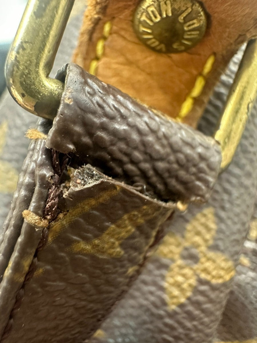 LOUIS VUITTON Nile Crossbody Shoulder Bag Monogram Leather Brown M45244 30CA617