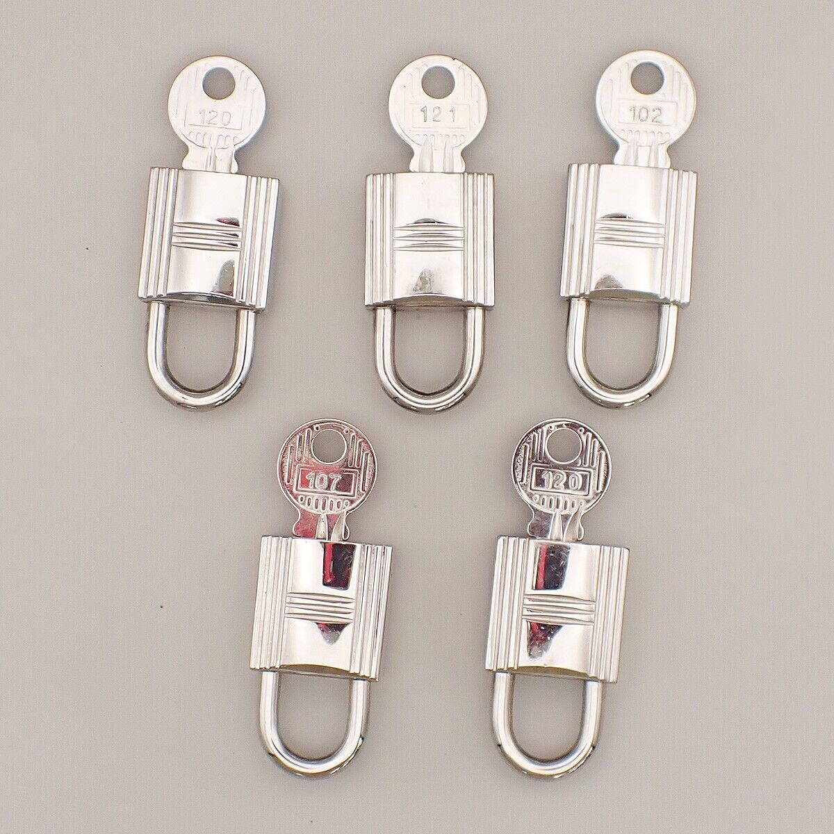 HERMES Logo 5 Set Padlock Key Bag Charm Cadena Silver-plated Accessroy 37KA554