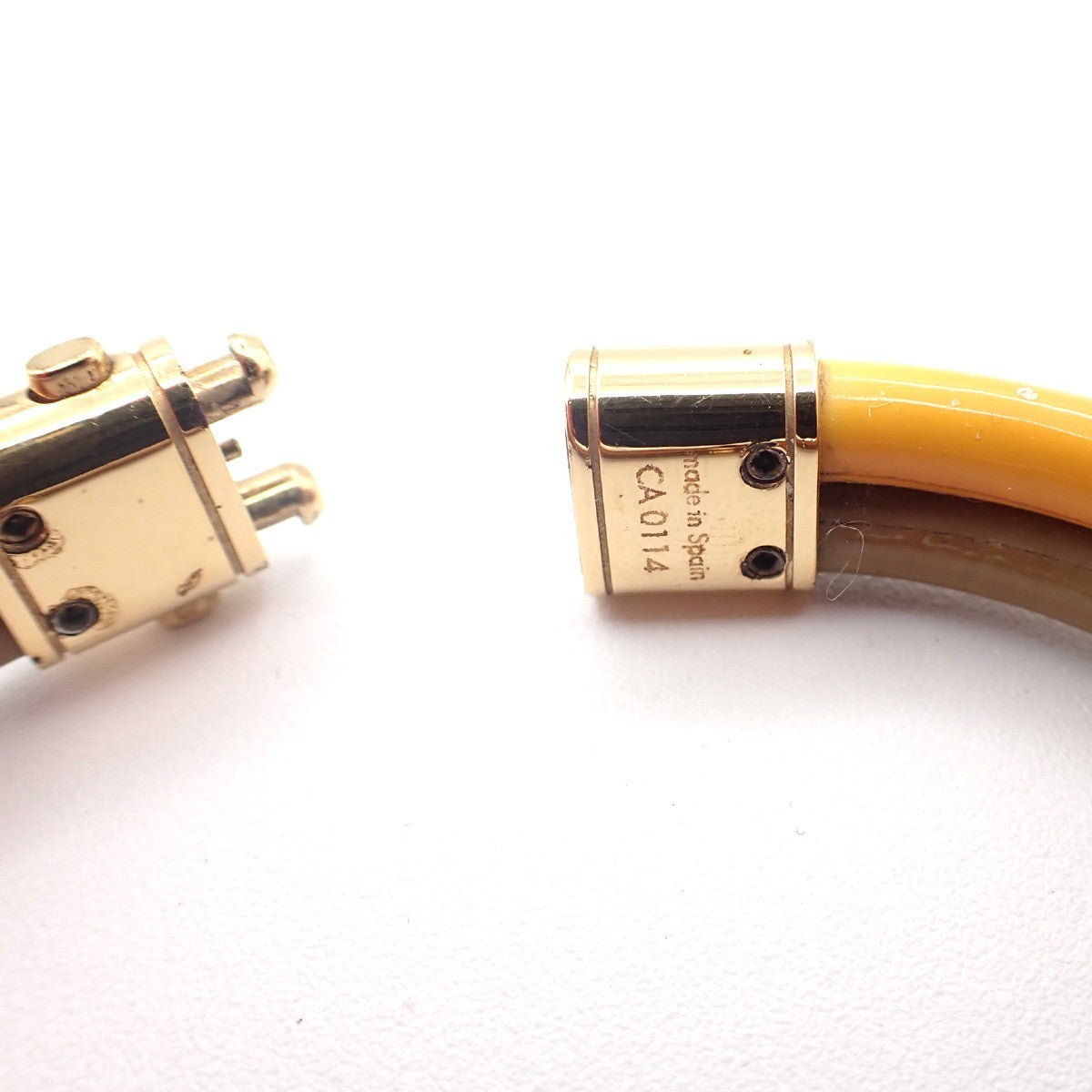 LOUIS VUITTON Keep It Twice Bracelet Patent Leather Khaki Yellow GHW 30KC922
