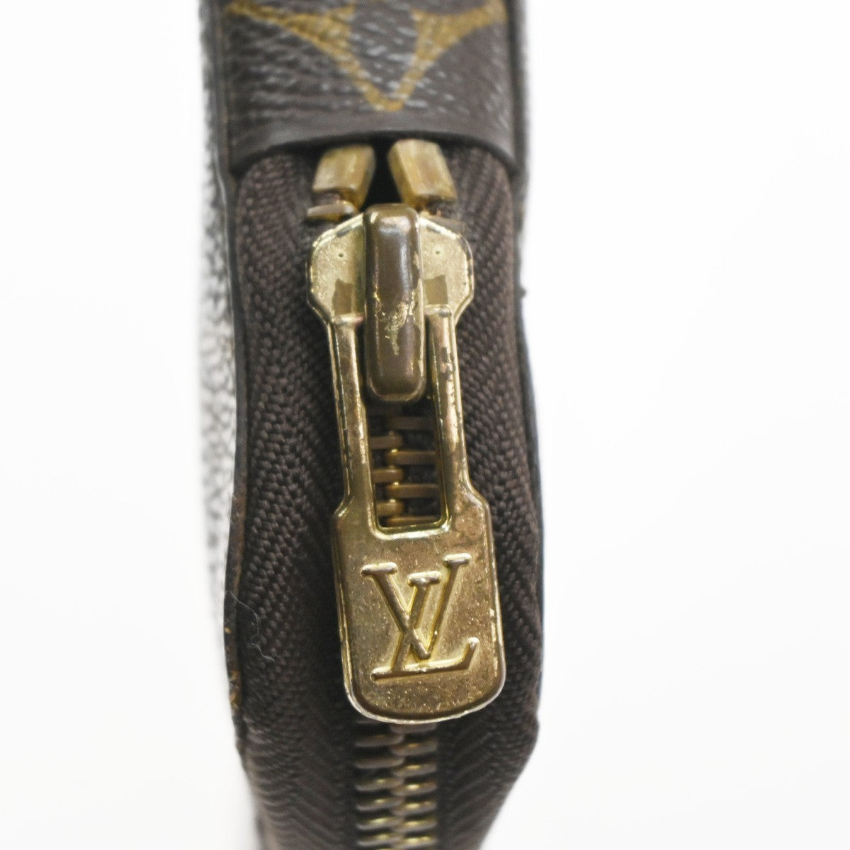 LOUIS VUITTON Pochette Escapade Travel Case Wallet Monogram BN M60113 70KC337
