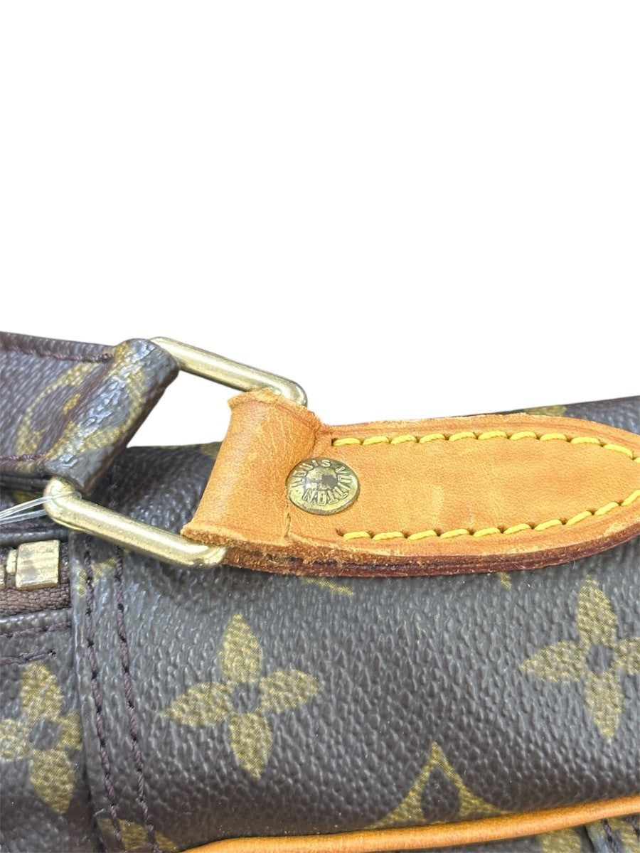 LOUIS VUITTON Nile Crossbody Shoulder Bag Monogram Leather Brown M45244 85SA134