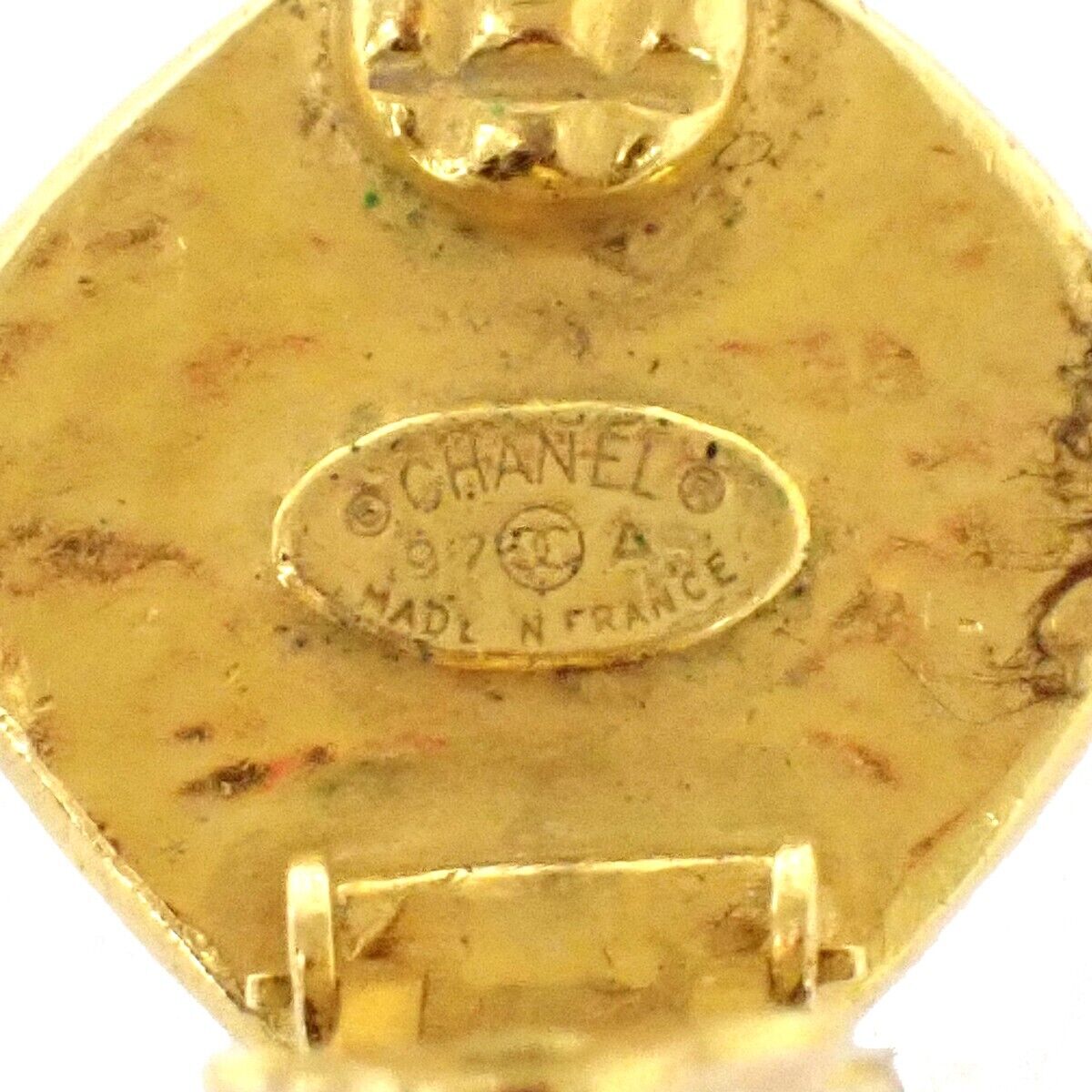 CHANEL CC Logo Button Earrings Clip-On 97A GHW France Vintage Accessory 83RH863