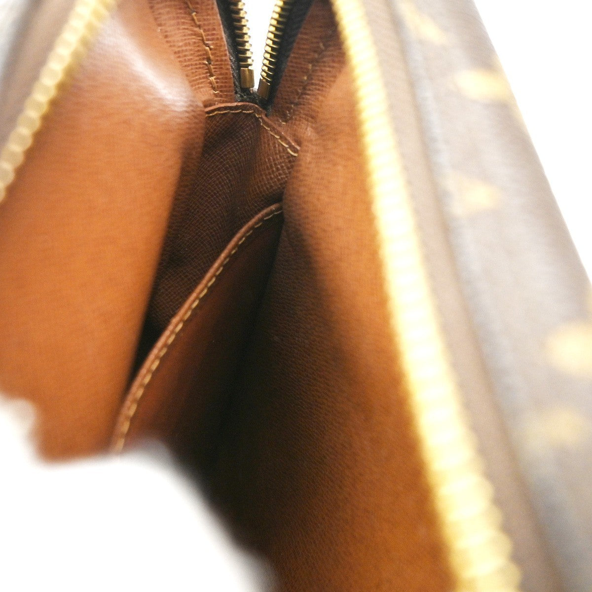 LOUIS VUITTON Amazon Crossbody Shoulder Bag Monogram Leather BN M45236 79CA621