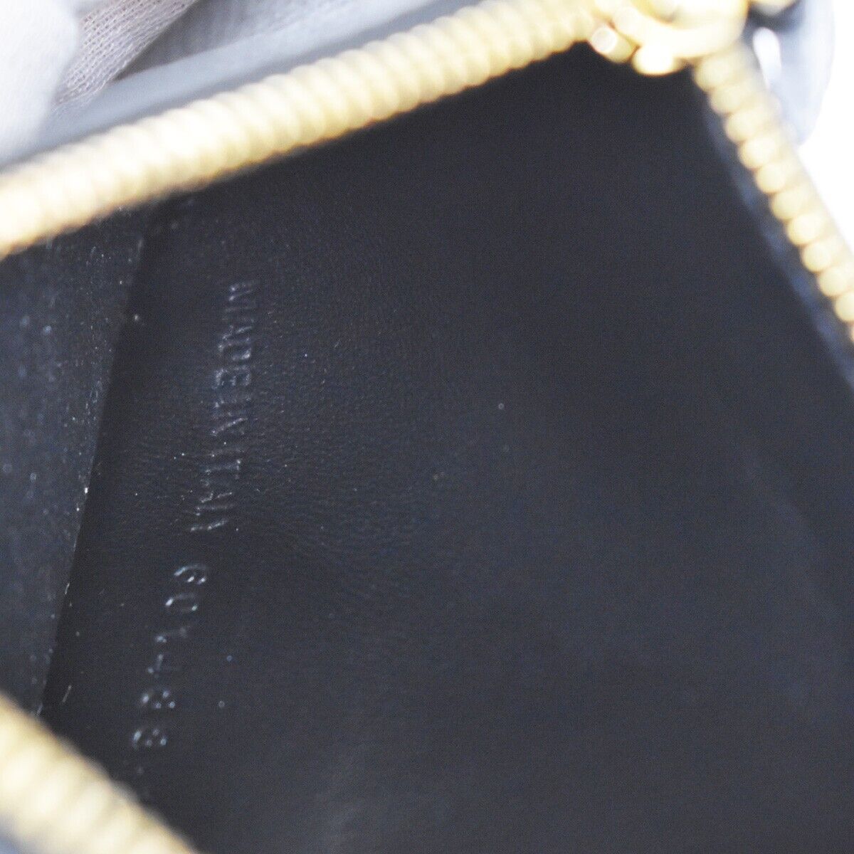 BALENCIAGA BB Logo Coin Wallet Purse Key Ring Leather Black Gold Italy 65RH003