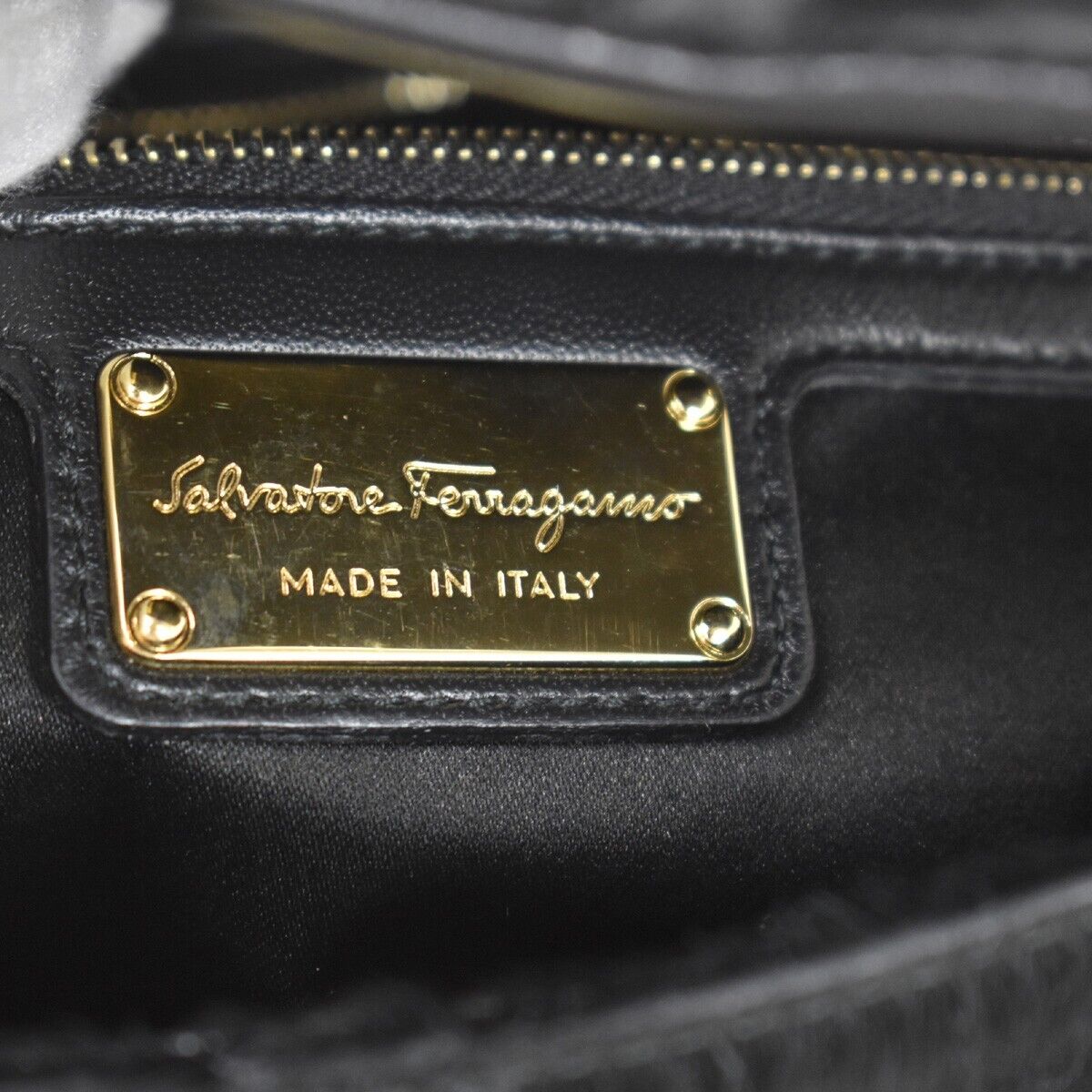 SALVATORE FERRAGAMO Vara Chain Shoulder Bag Fur Leather Black Gold Italy 67GA804