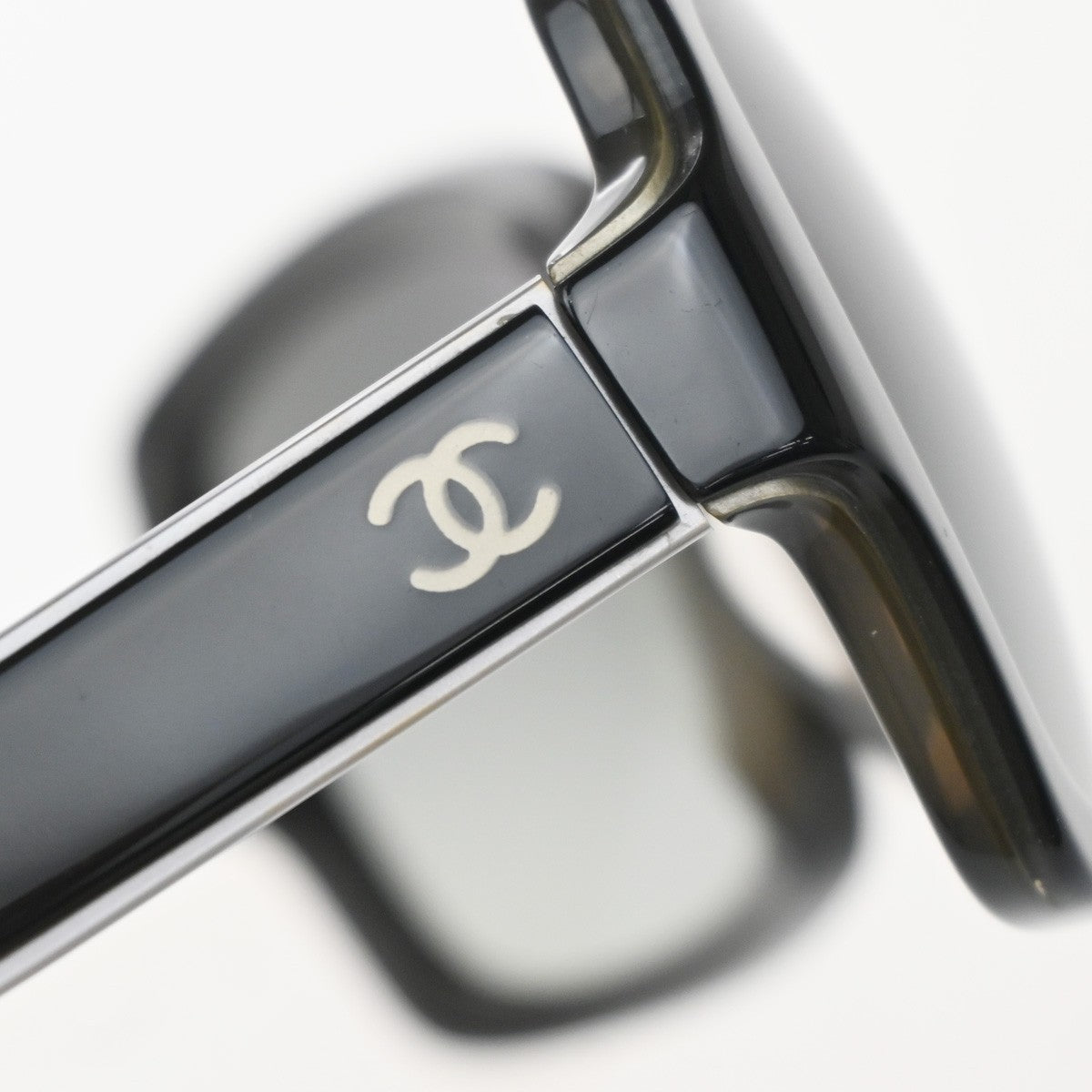 CHANEL CC Logo Sunglasses Eye Wear Plastic Leather Black 5143-A 63RP001