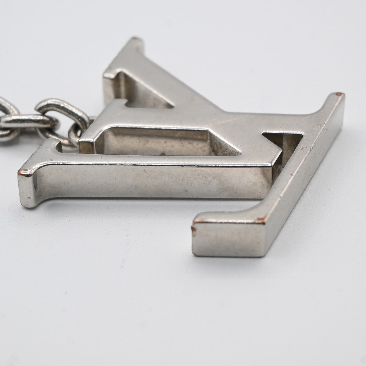 LOUIS VUITTON LV Porte Cles Initiales LV Charm Key Ring Silver M65071 67MA374