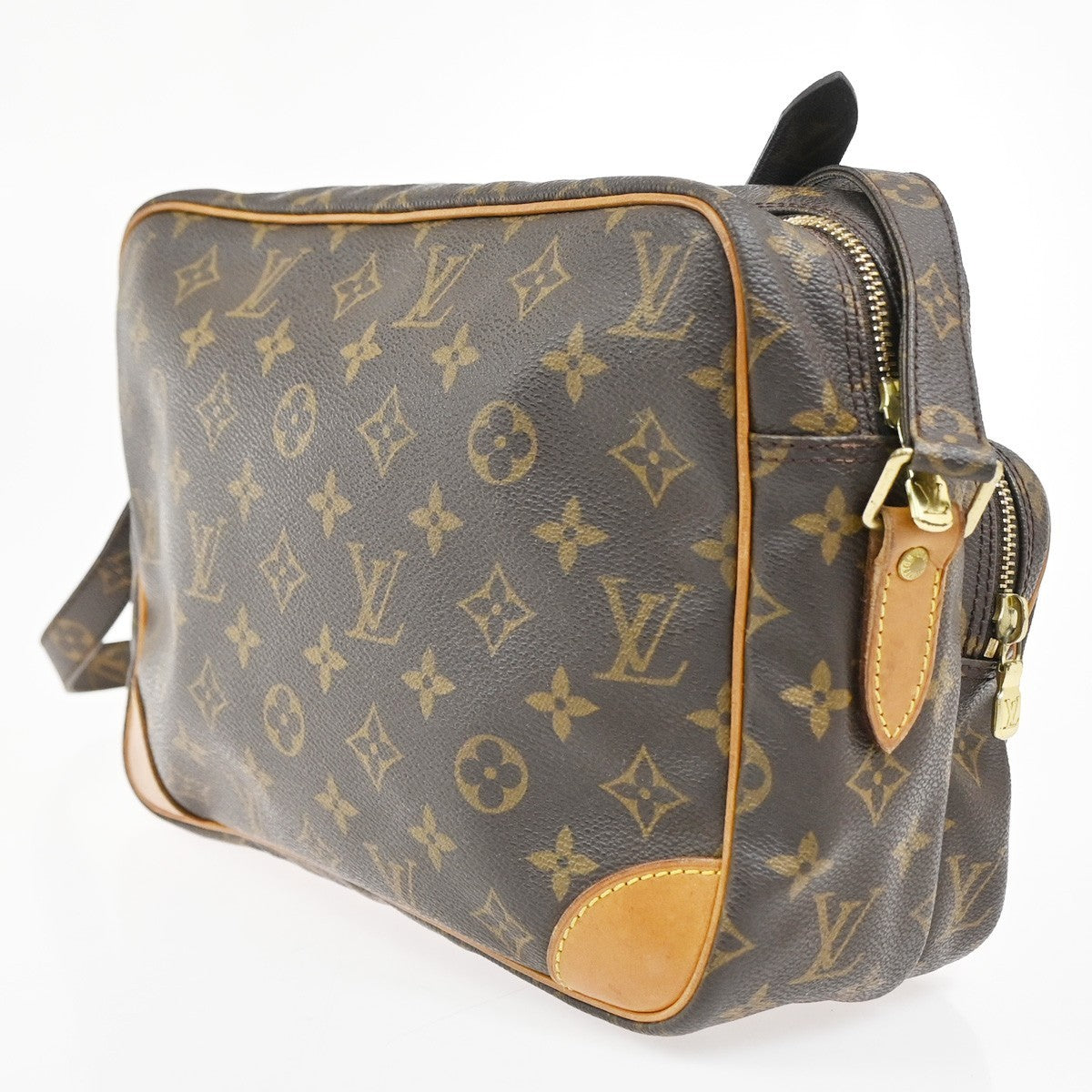 LOUIS VUITTON Nile Crossbody Shoulder Bag Monogram Leather Brown M45244 73TA643