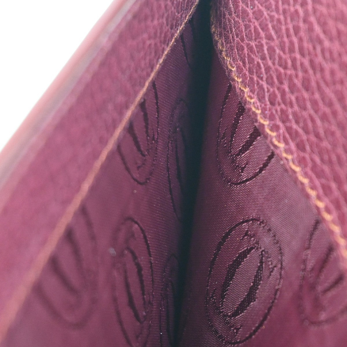 MUST DE CARTIER 2C Logo Shoulder Bag Leather Red GHW Spain 38CA704