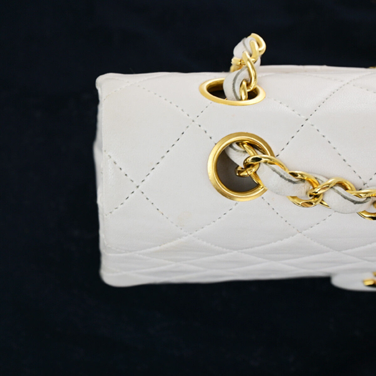 CHANEL CC Matelasse 25 Double Flap Chain Shoulder Bag Leather White GHW 385RK092