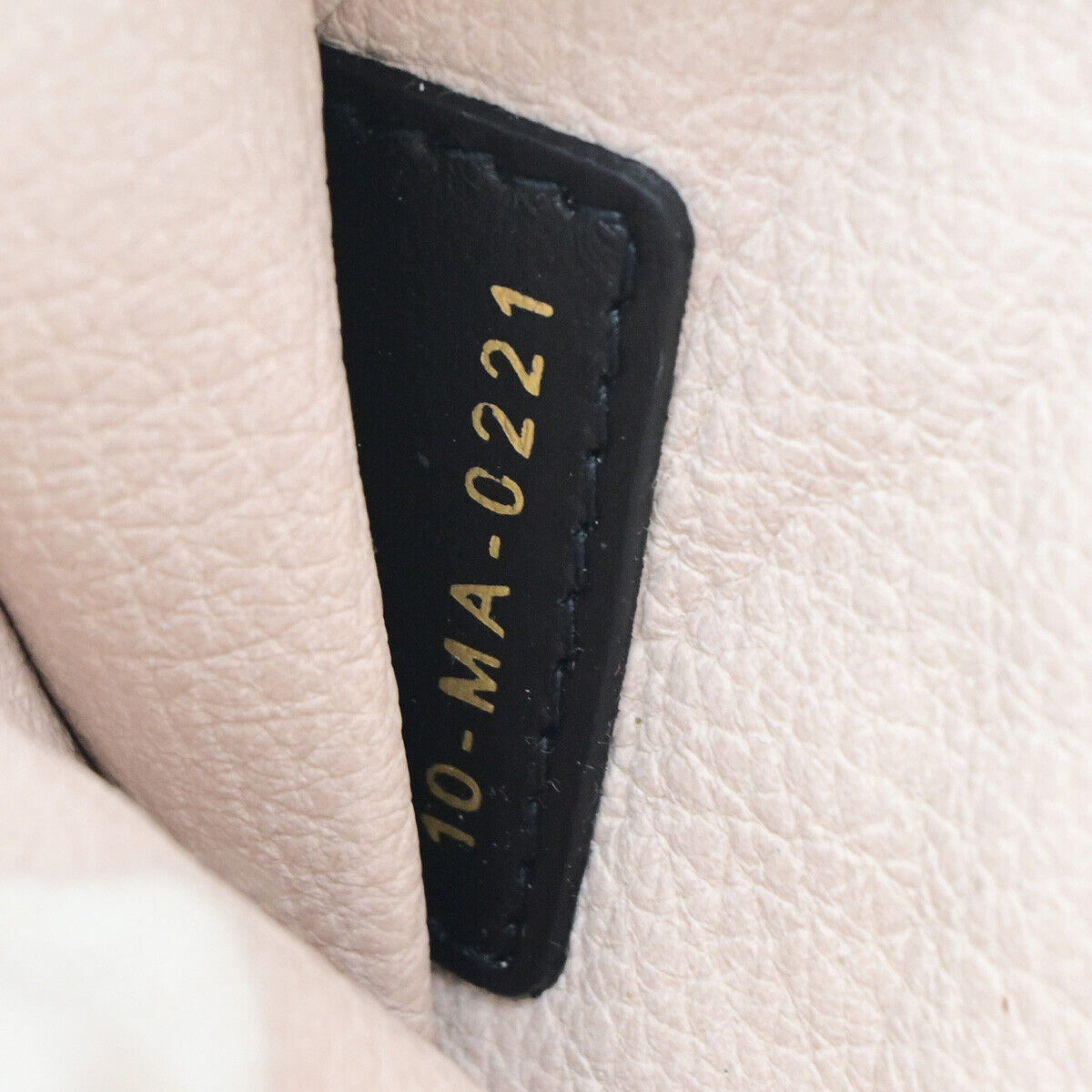 CHRISTIAN DIOR Logo Cannage Caro Mini Pouch Bag Leather Black GHW Italy 85RK740