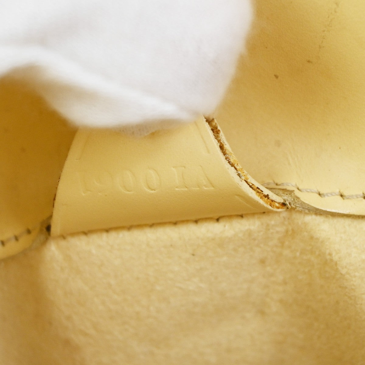 LOUIS VUITTON Noctambule Hand Bag Epi Leather Beige GHW France M5452A 62ZA366