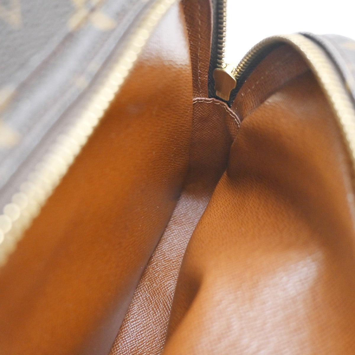LOUIS VUITTON Amazon Crossbody Shoulder Bag Monogram Leather BN M45236 86CA743