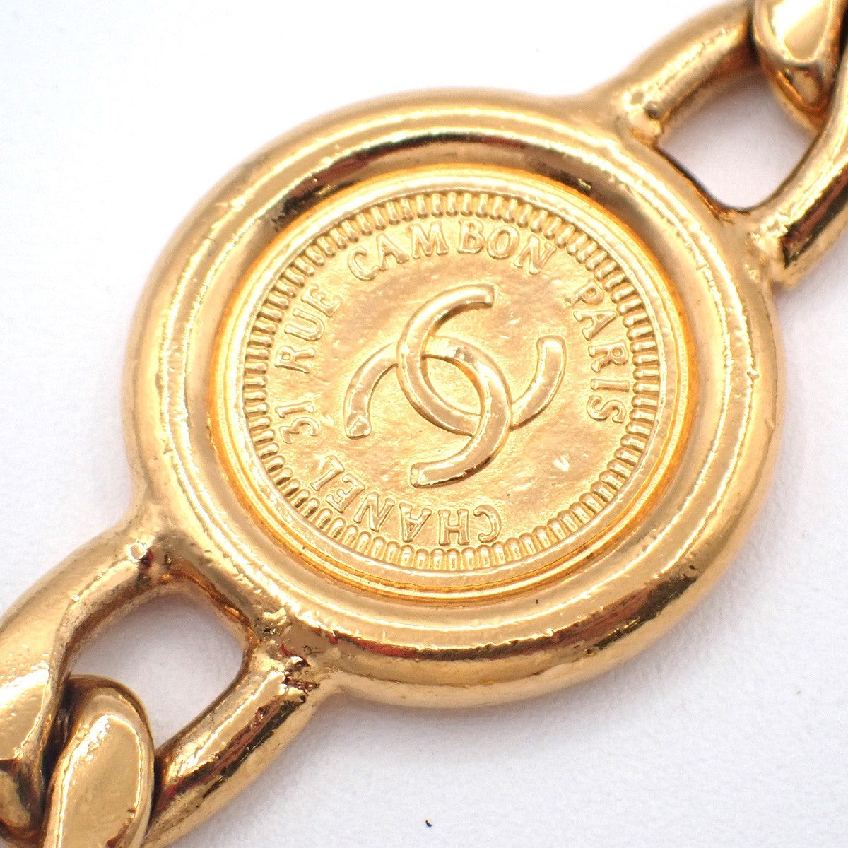 CHANEL CC Logo 31 Rue Cambon Coin Metallion Chain Belt Gold Vintage 95RL989
