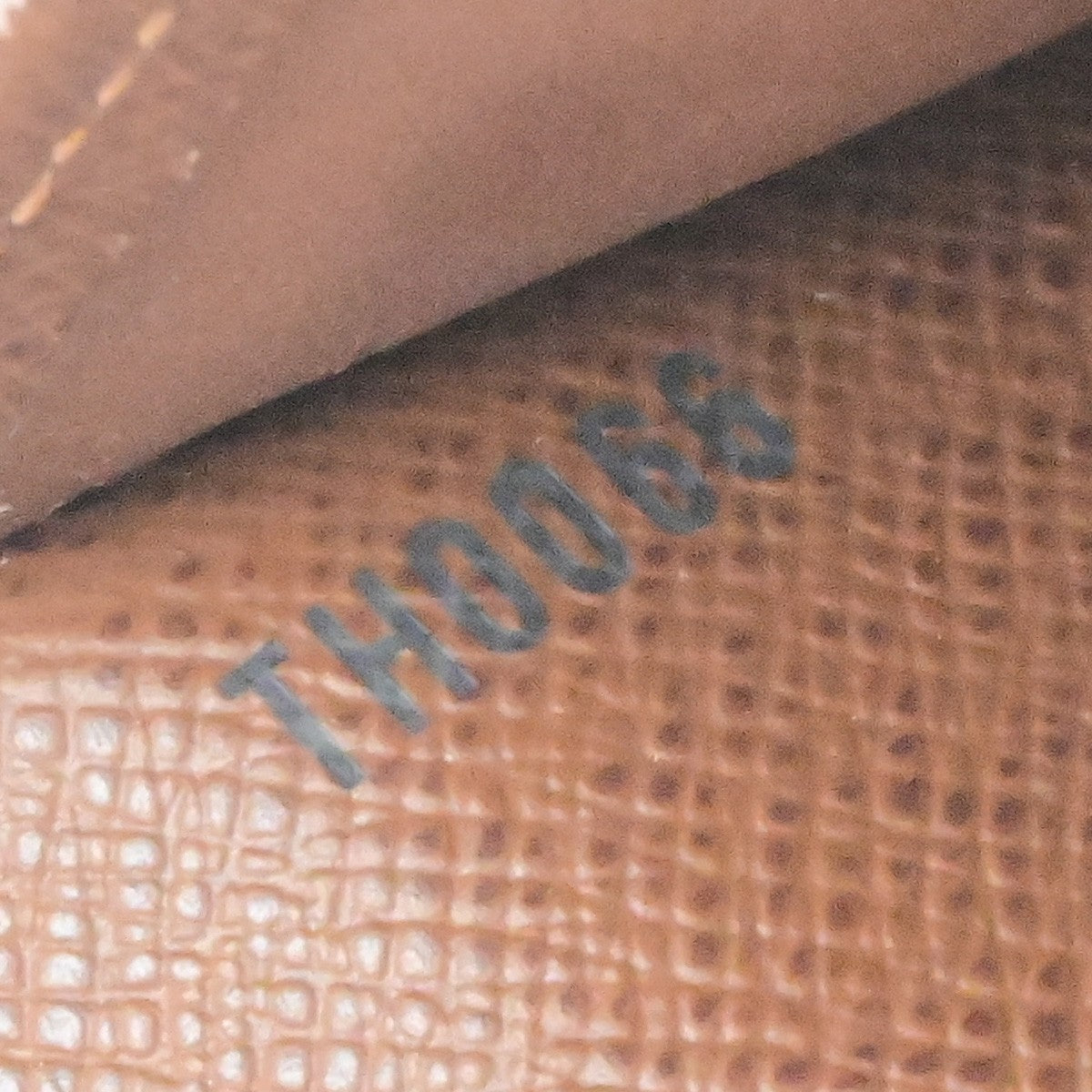 LOUIS VUITTON International Long Trifold Wallet Monogram Leather M61217 68YH185