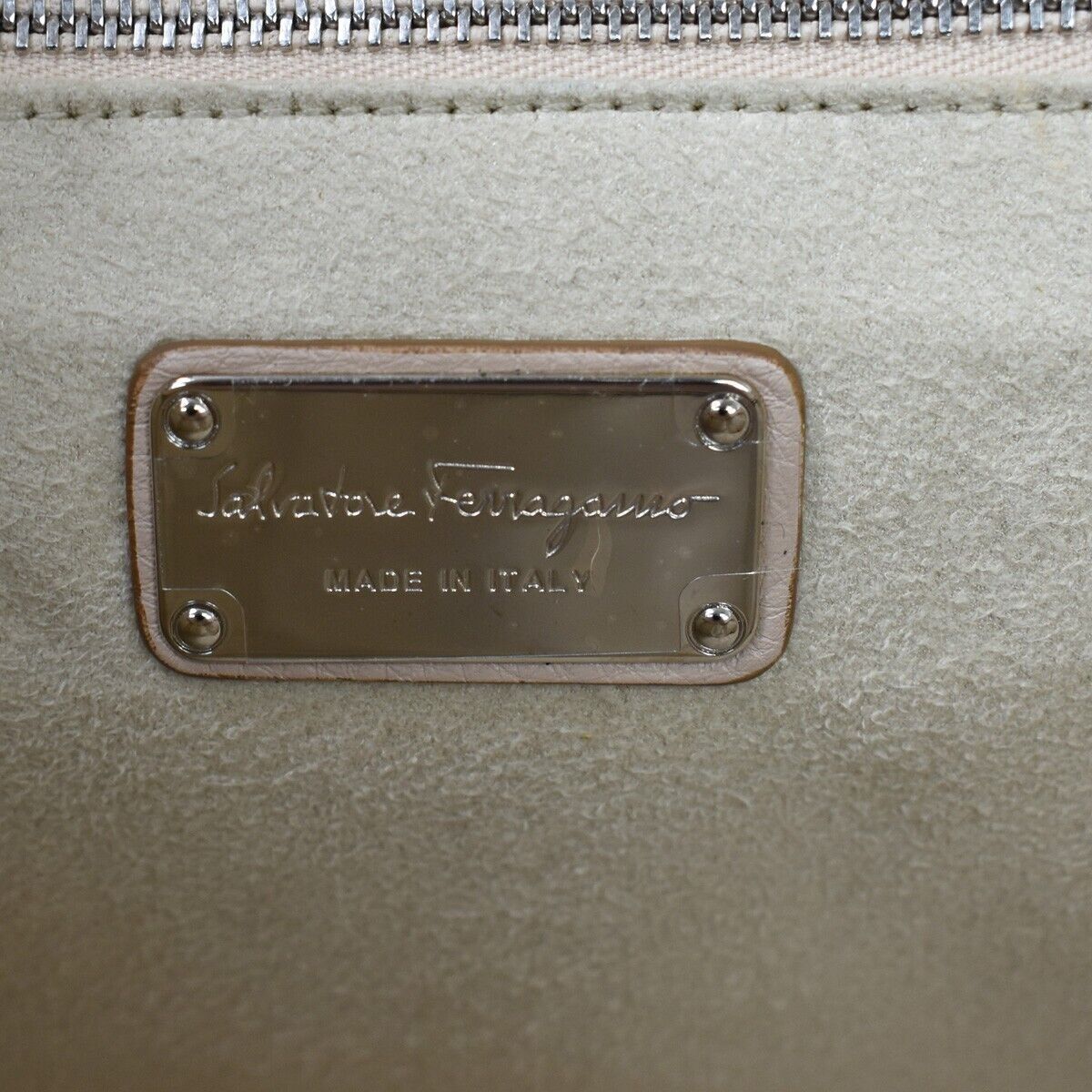 SALVATORE FERRAGAMO Gancini Shoulder Tote Bag Leather Pink Silver Italy 31YB787