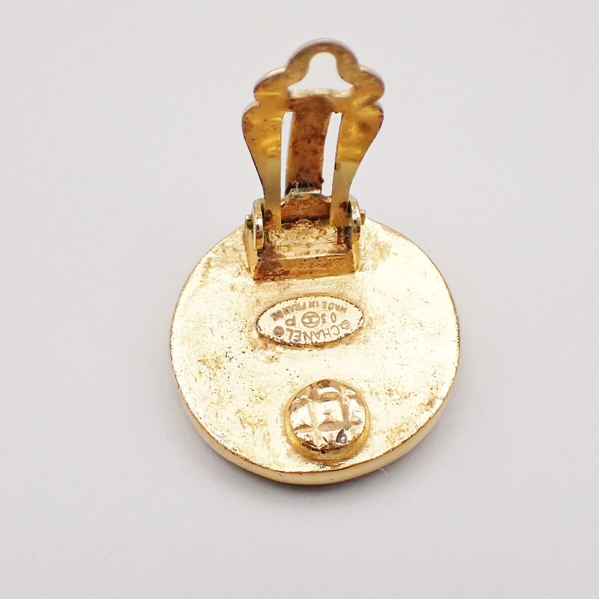 CHANEL CC Logo Round Button Earrings 03P Clip-On Gold BK Only One Side 01YG730