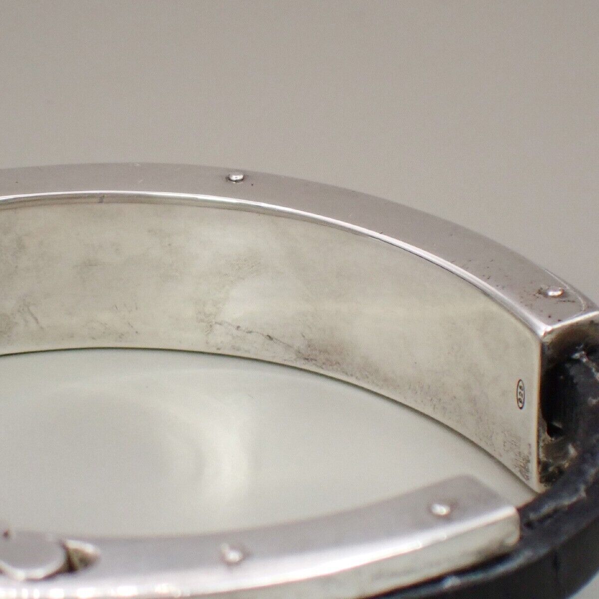 GUCCI Logo Bangle Bracelet Silver 925 Leather SHW Black Italy Accessory 01EB465