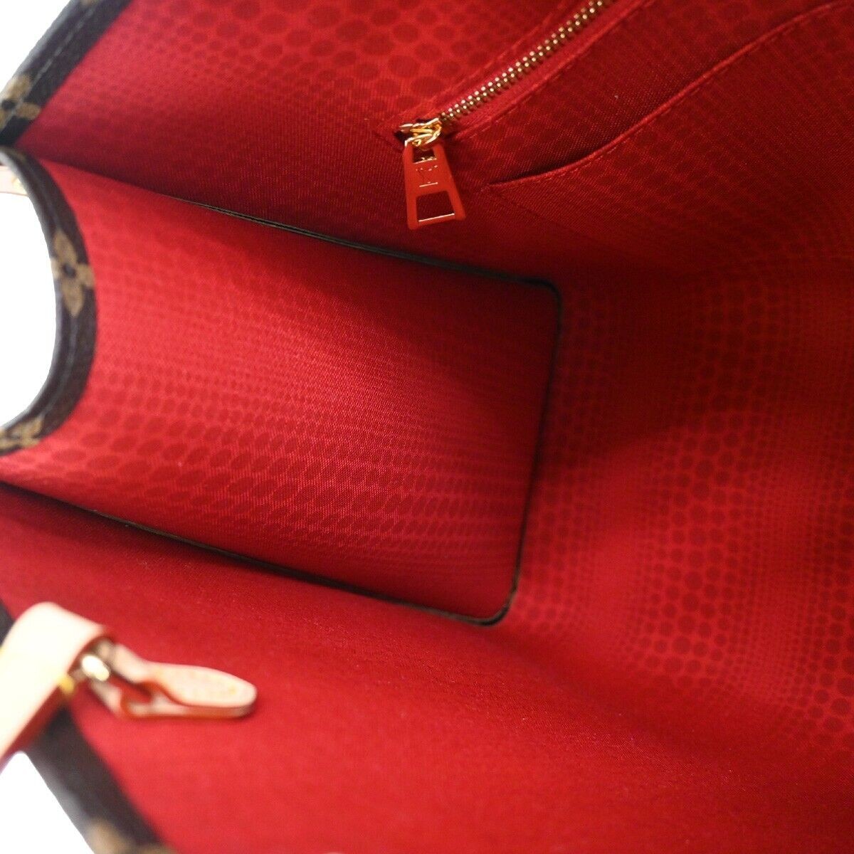 LOUIS VUITTON LV × YK OnTheGo MM Hand Bag Monogram 3D Dots Brown M46379...