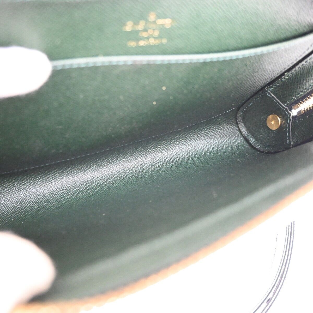 LOUIS VUITTON LV Logo BAIKAL Clutch Hand Bag Taiga Leather Epicea M30184 63FA407