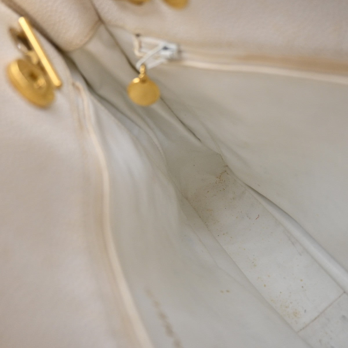 CHANEL CC Shoulder Bag Grained Calfskin Leather White GHW Vintage 12RP179