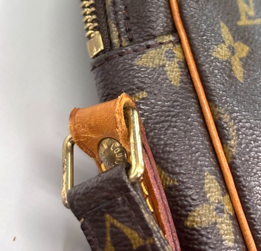LOUIS VUITTON Amazon Crossbody Shoulder Bag Monogram Leather BN M45236 81MA342