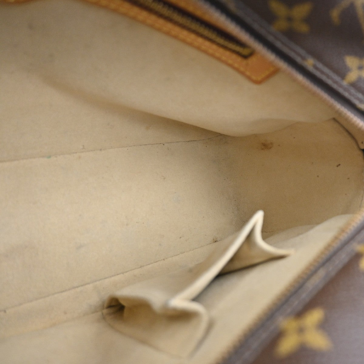 LOUIS VUITTON LV Logo Cite GM Shoulder Bag Monogram Leather Brown M51181 73MA360