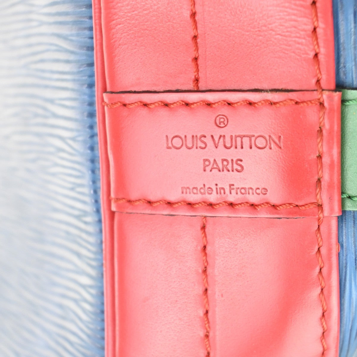 LOUIS VUITTON Noe Drawstring Shoulder Bag Epi Leather Tricolor M44082 85CA868