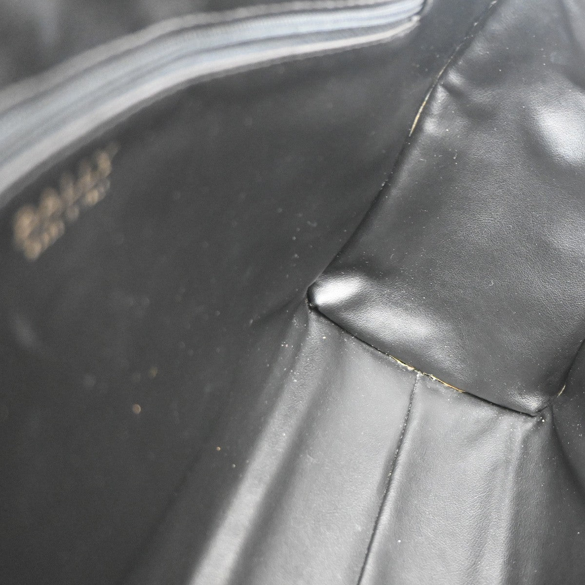 BALLY Logo Tassel Hand Bag Quilted Leather Black GHW Italy 09MA542