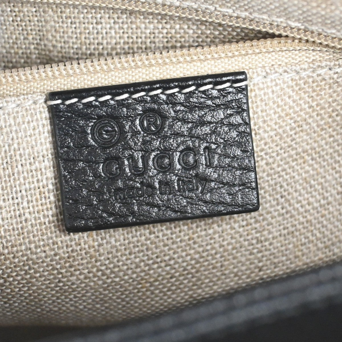 GUCCI Logo Interlocking G Chain Shoulder Bag Leather Black GHW Italy 43RL410