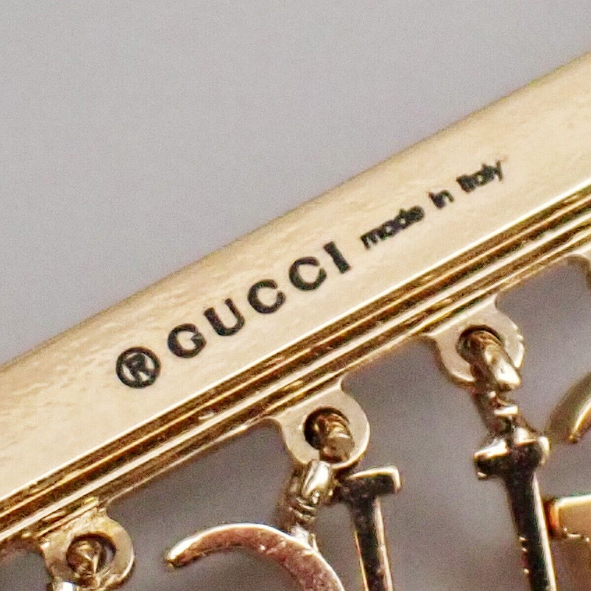 GUCCI Logo Bee Motif Rhinestone Hair Clip Pin Accessory Gold Italy 04YG569