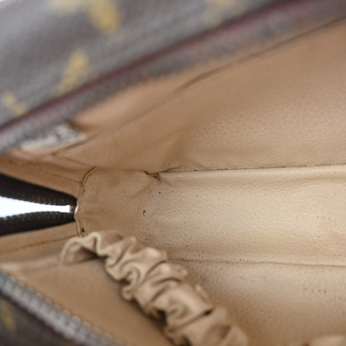 LOUIS VUITTON Trousse Toilette 23 Clutch Hand Bag Monogram Brown M47524 68ZA159