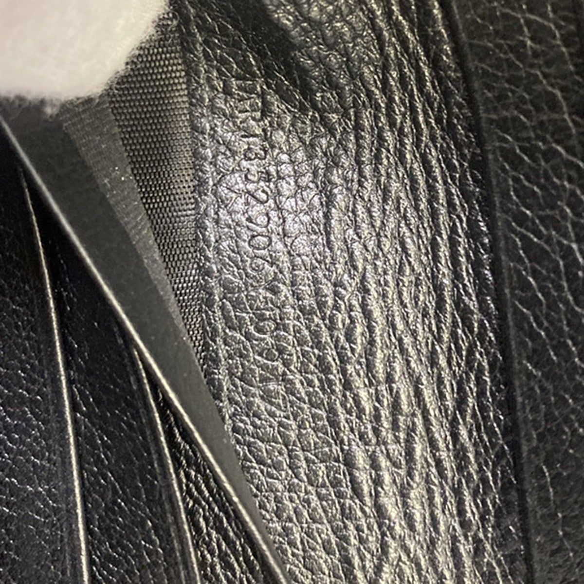 YVES SAINT LAURENT YSL Zipper Around Compact Wallet Purse Leather Black 31KA656