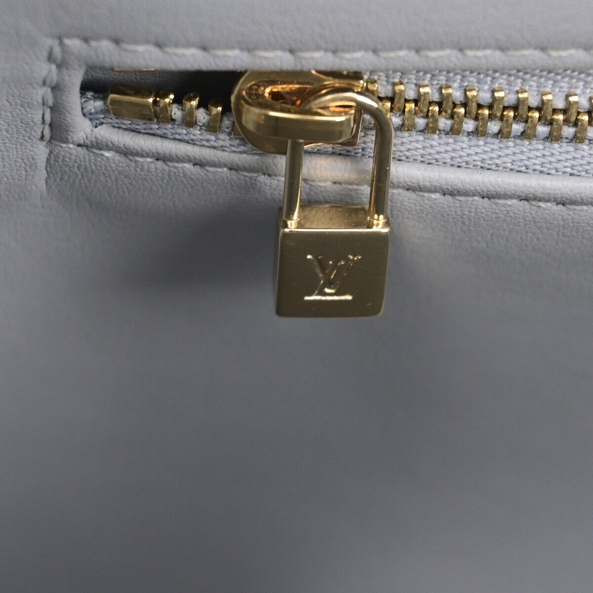 LOUIS VUITTON Houston Shoulder Bag Monogram Vernis Leather Yellow M91055 63HC025
