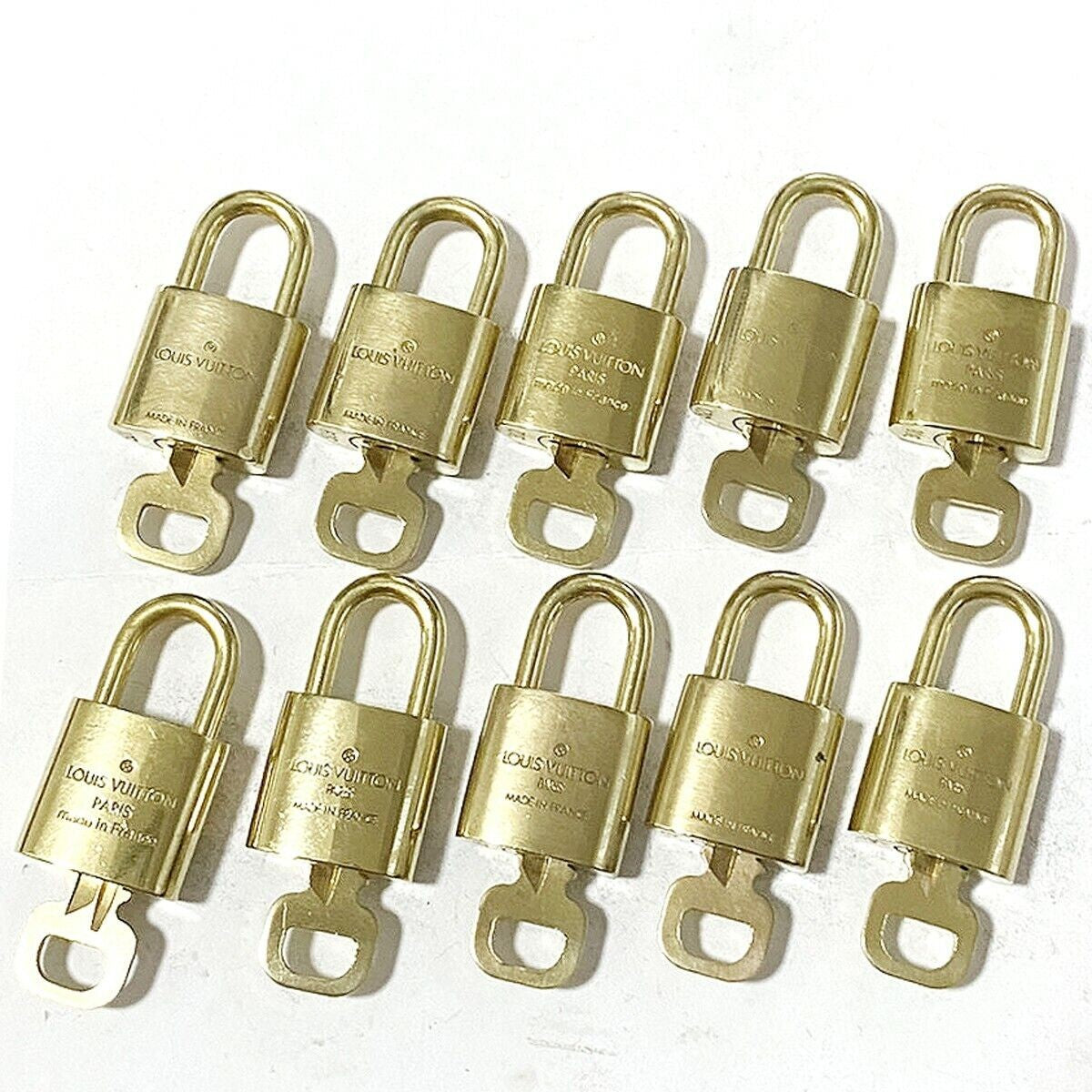 LOUIS VUITTON LV 10 SET PADLOCK KEY BAG CHARM CADENA GOLD-PLATED FRANCE 35MT271