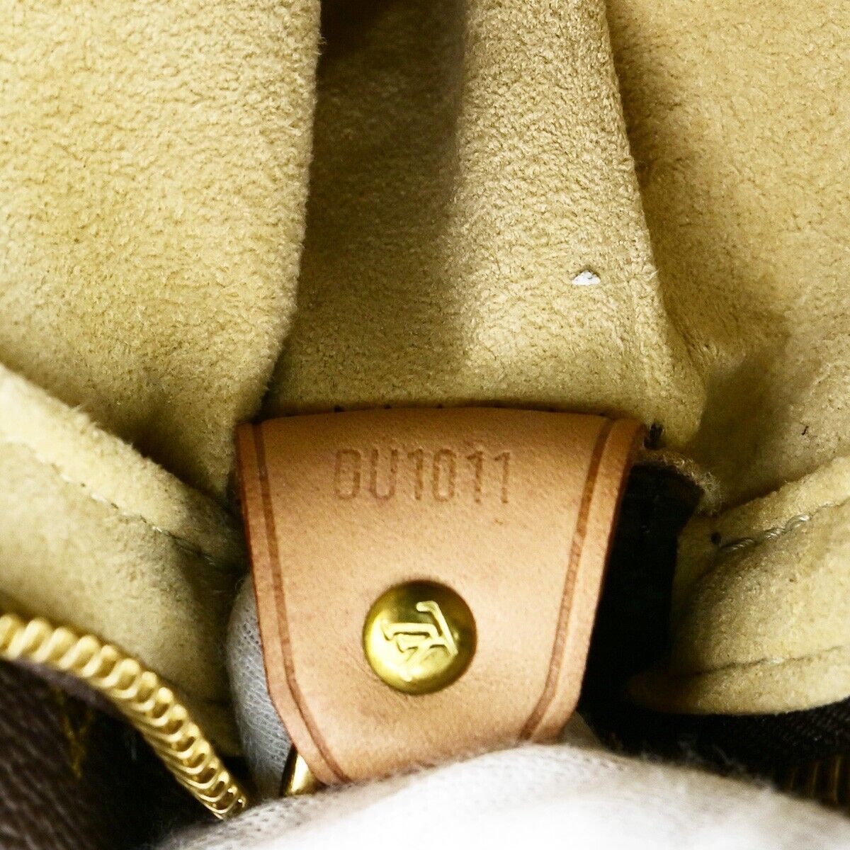 LOUIS VUITTON Logo Looping GM Shoulder Bag Monogram Leather Brown M51145 85ED411