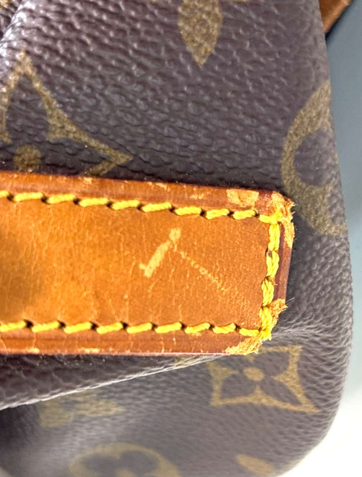 LOUIS VUITTON Saumur 35 Shoulder Bag Monogram Leather BN France M42254 87MA433