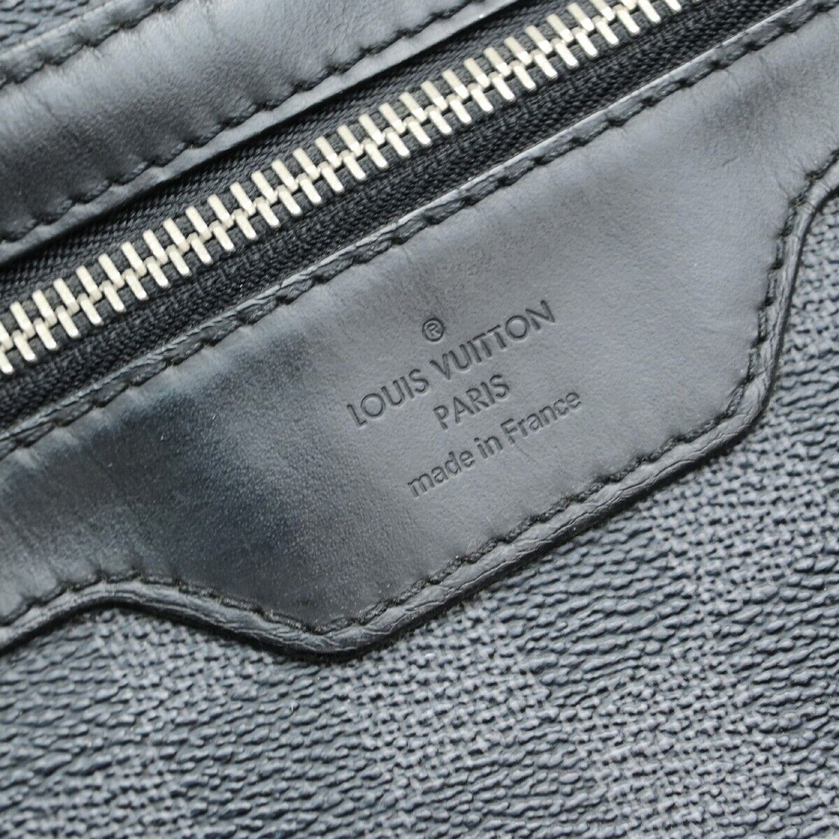 LOUIS VUITTON Daniel GM Crossbody Shoulder Bag Damier Graphite BK N58033 73ED874