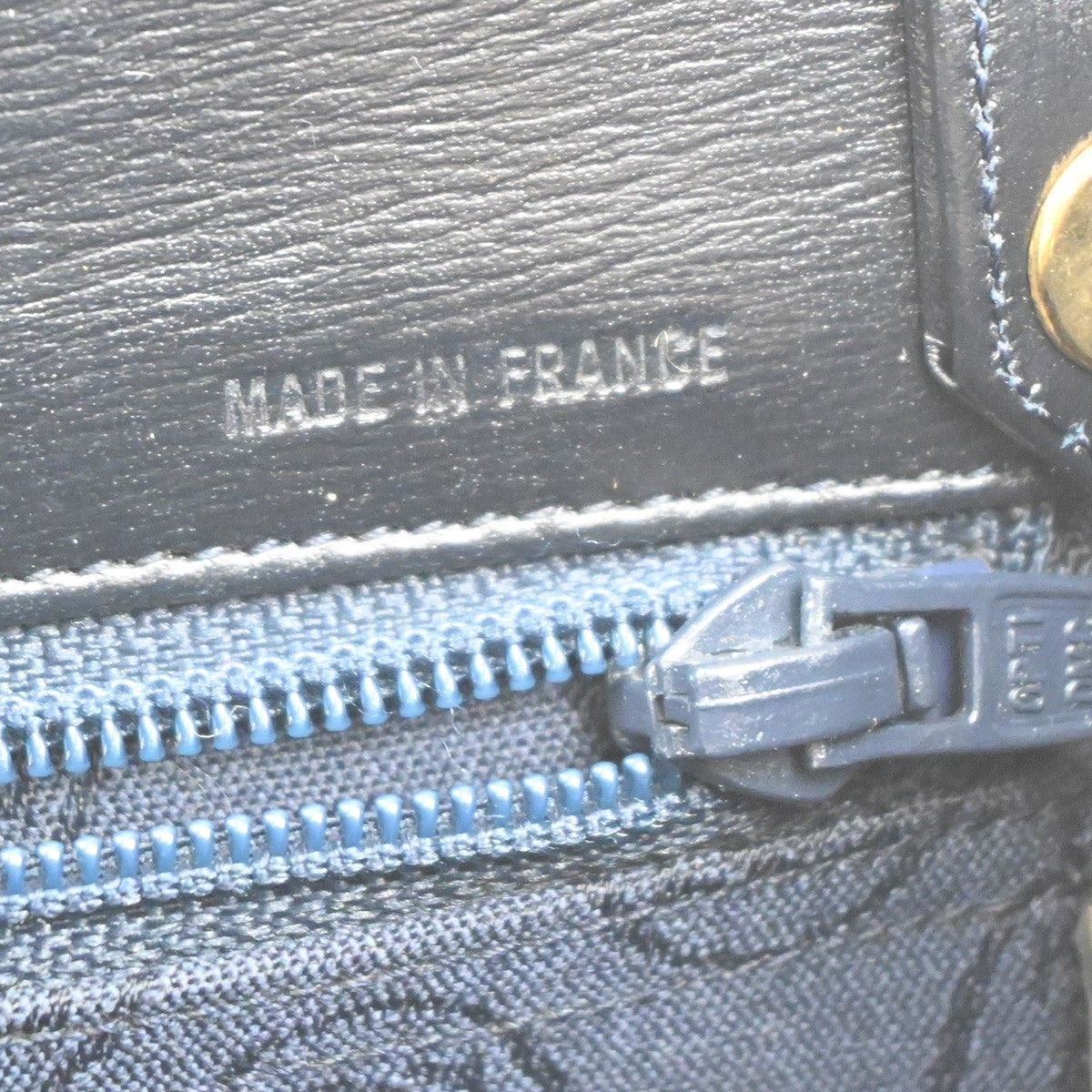 CARTIER Logo Sapphire Line Shoulder Hand Bag Leather Navy France GHW 38MA402