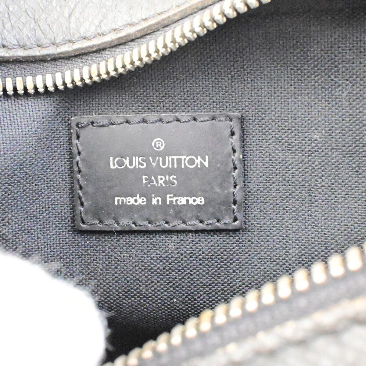 LOUIS VUITTON Sayan Shoulder Bag Taiga leather Canvas Khaki Black M30902 05SJ556