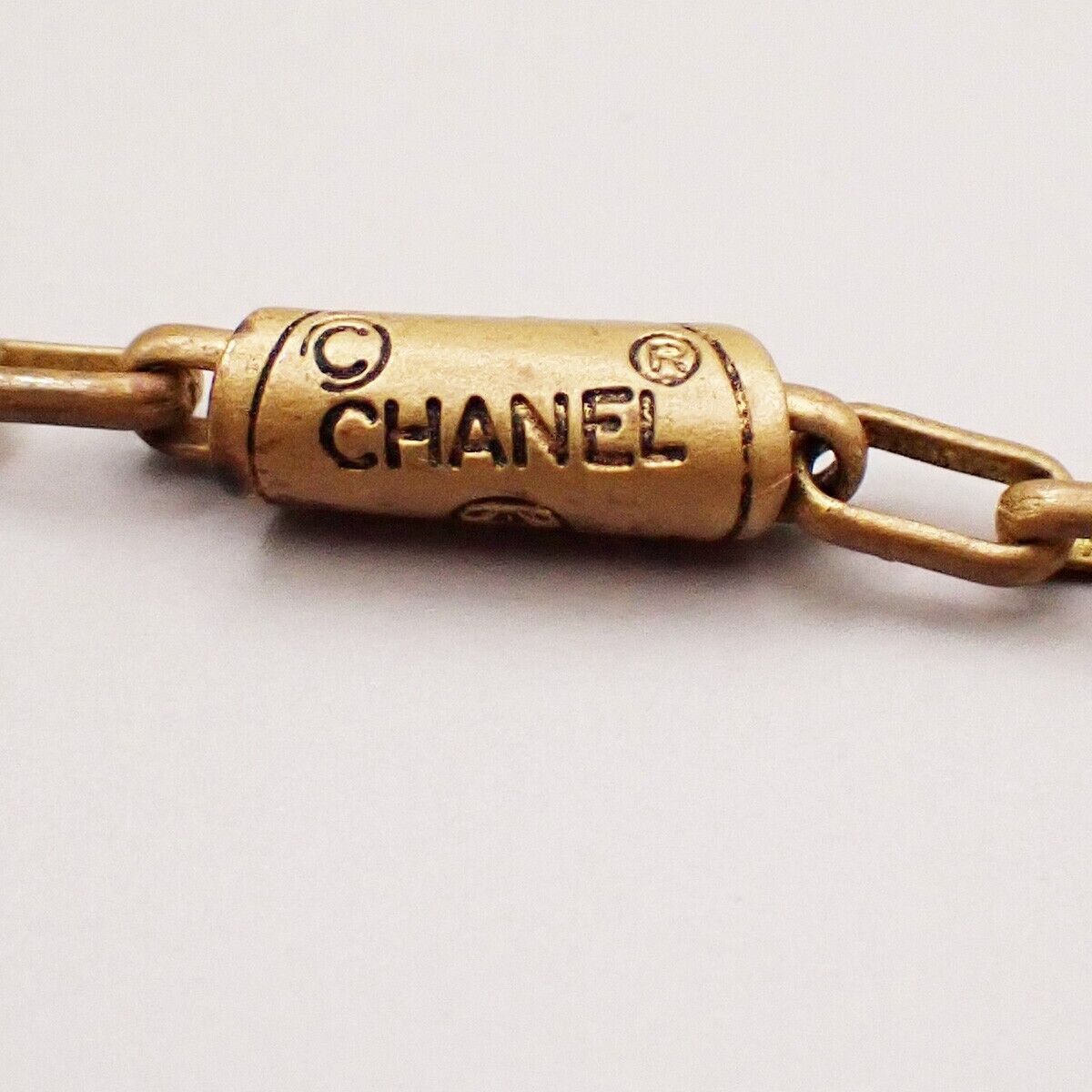 CHANEL CC Logo Chain Necklace Pendant Gold GHW France Vintage 37YG568