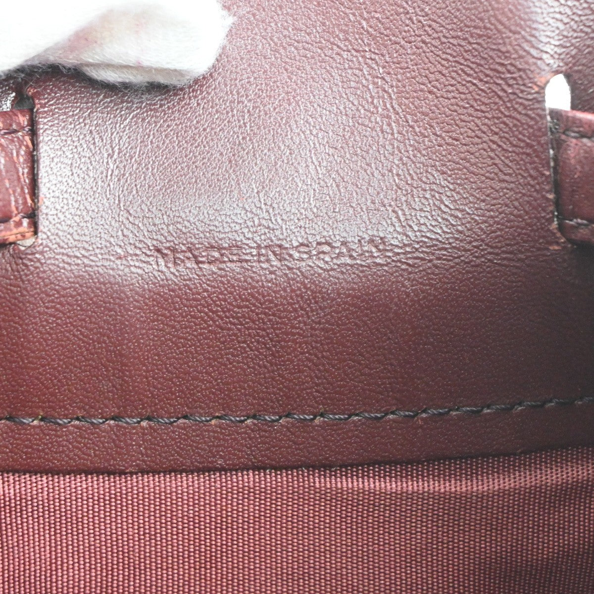 CARTIER Logo Must Line Shoulder Bag Leather Red Burgundy GHW Spain 04KC591