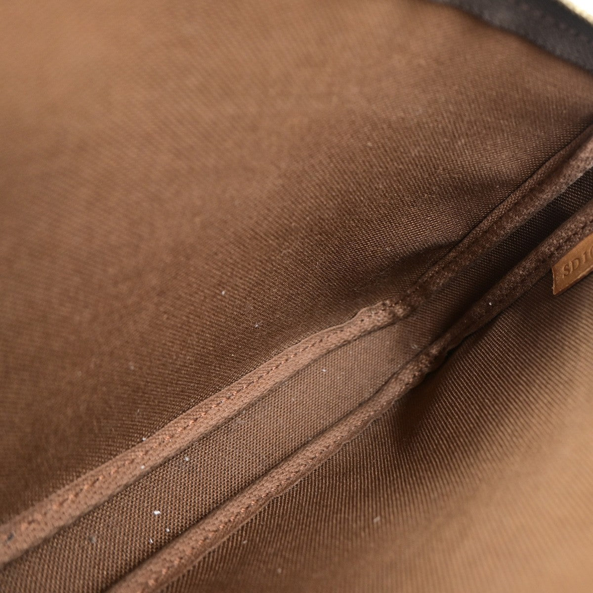 LOUIS VUITTON Pochette Accessoires Hand Bag Monogram Leather BN M51980 16PA101