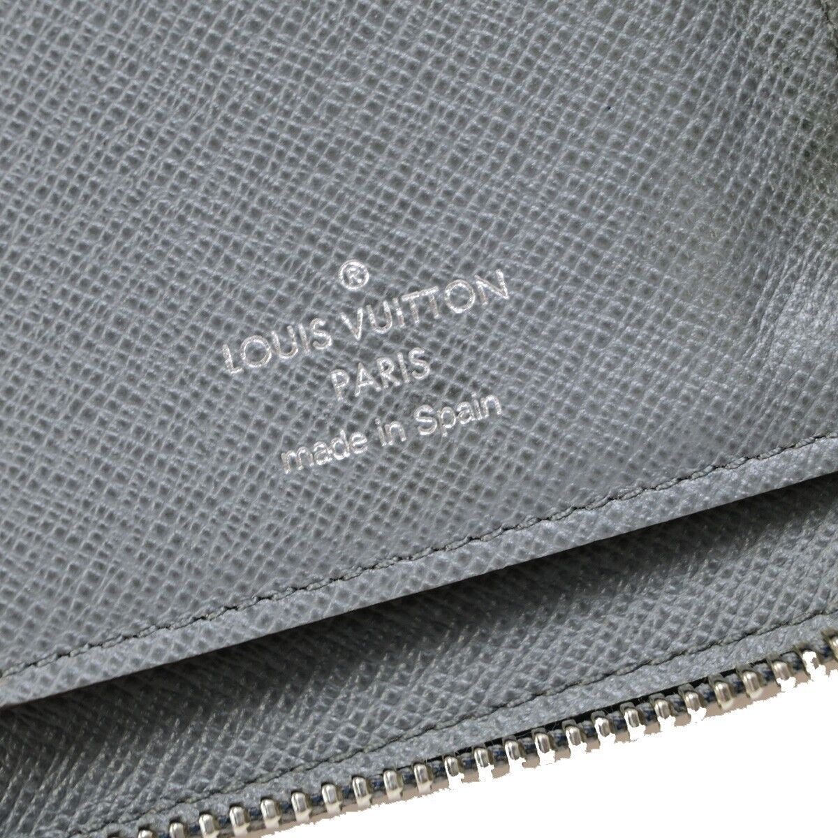 LOUIS VUITTON Long Zippy Wallet Vertical Wallet Taiga Gray Spain M32601 02KA292